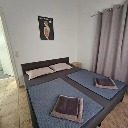Prázdninový dům μ *