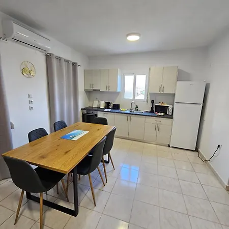 μ * 内亚卡瓦里