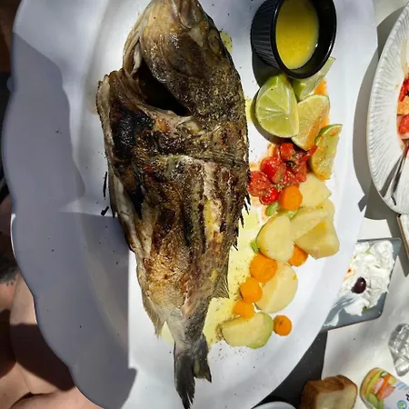 μ * 内亚卡瓦里