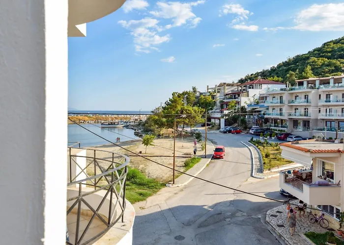 Vakantiehuis μ Nea Karvali